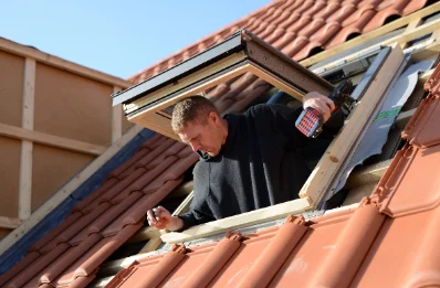 Pose de fenêtres de toit Velux à Thiennes